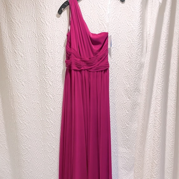 David’s Bridal Bridesmaid Dress - Picture 3 of 5